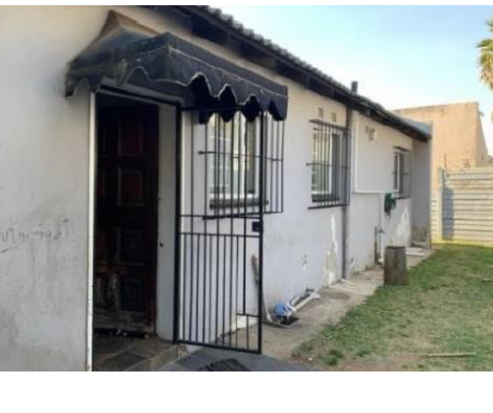  of property in Corlett Gardens