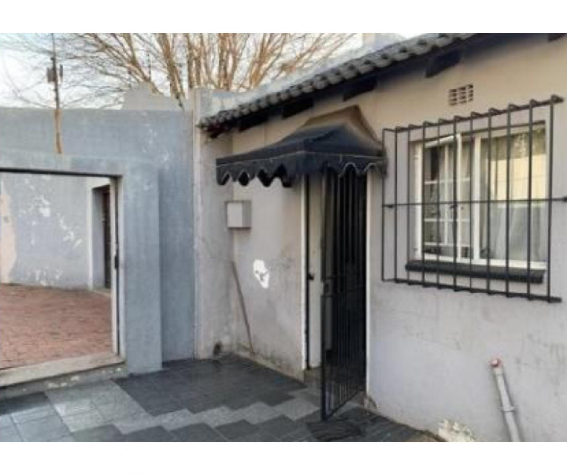  of property in Corlett Gardens