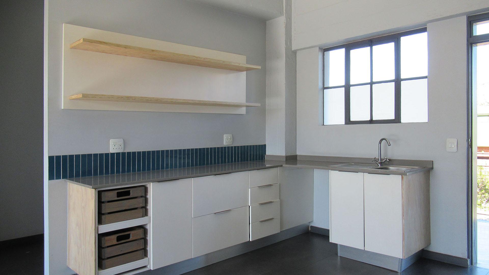 Kitchen - 8 square meters of property in Johannesburg Central