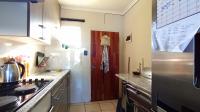 Kitchen - 6 square meters of property in Fleurhof