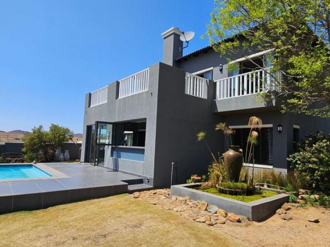 4 Bedroom House for Sale For Sale in Vaal Oewer - MR682199