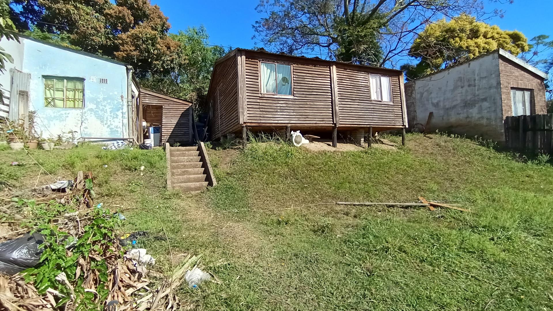Backyard of property in Montclair (Dbn)