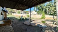 Patio - 90 square meters of property in Cleland