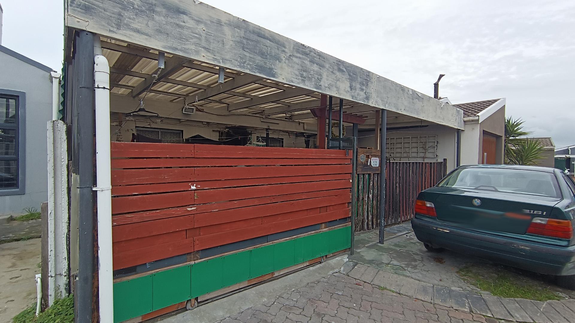 Front View of property in Mitchells Plain