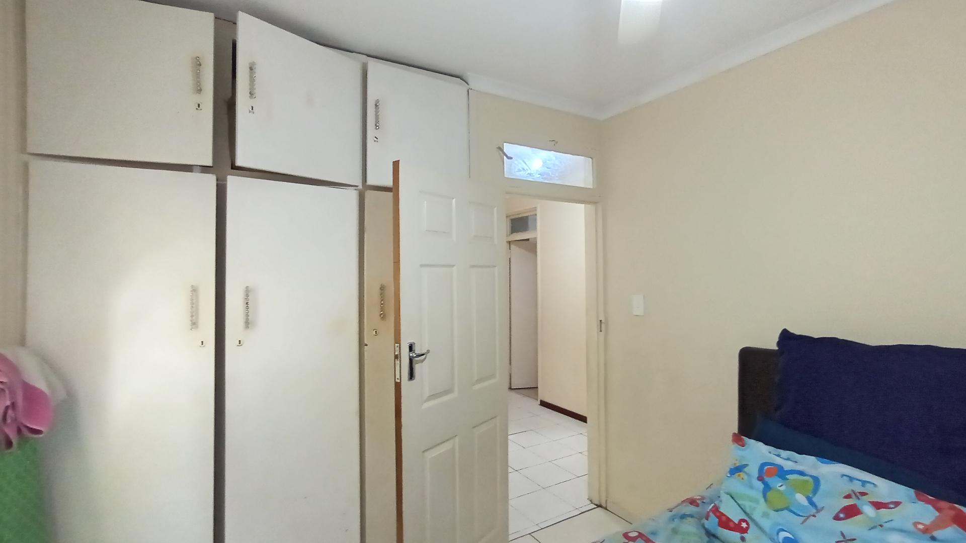 Bed Room 2 - 12 square meters of property in Hillary 