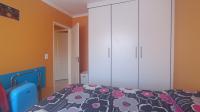 Bed Room 1 - 11 square meters of property in Kosmosdal