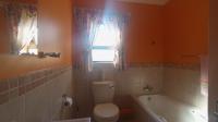 Bathroom 1 - 5 square meters of property in Kosmosdal