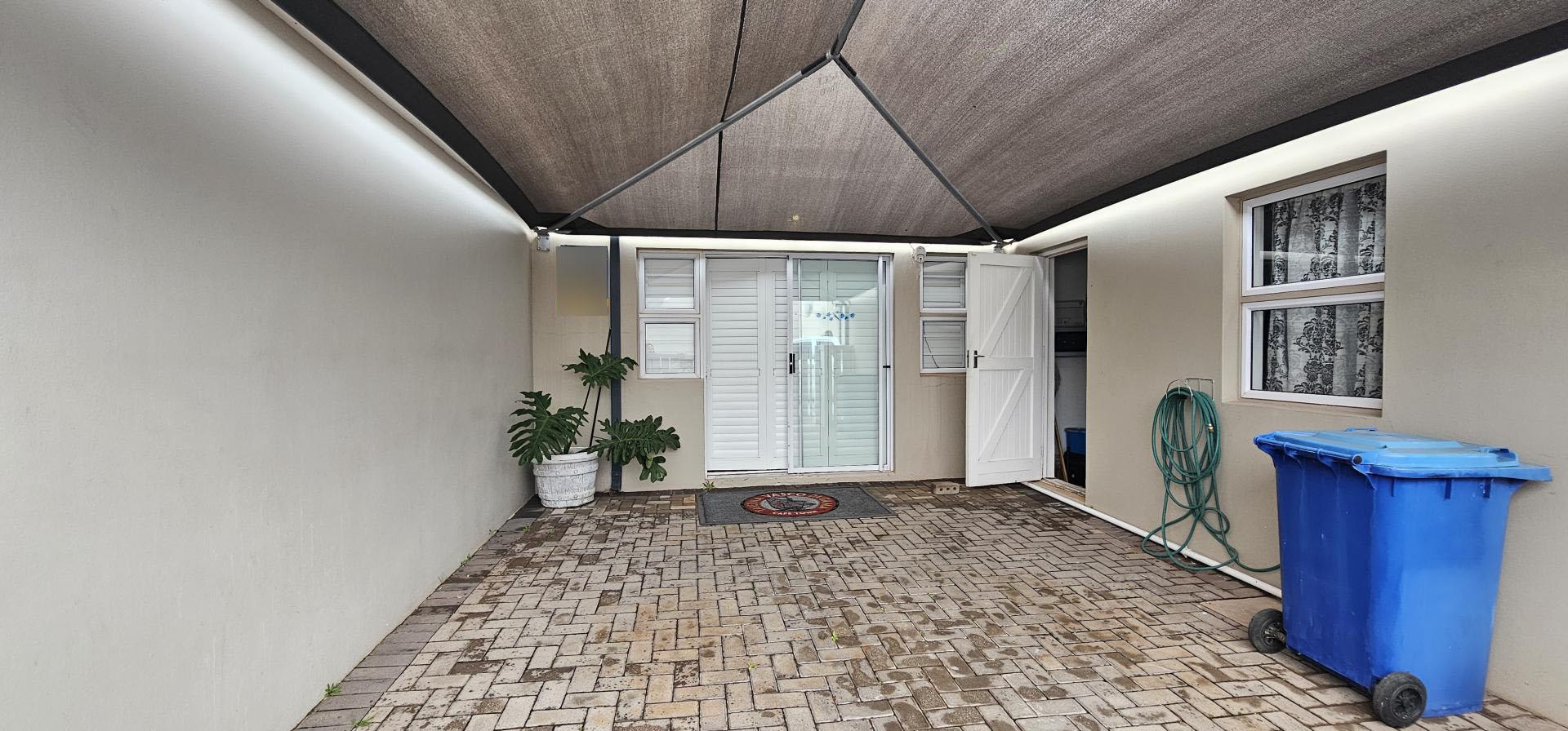Carport  of property in Langebaan