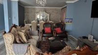 Lounges of property in George Central
