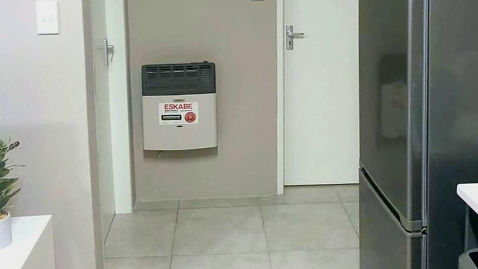 Spaces of property in Terra Nova