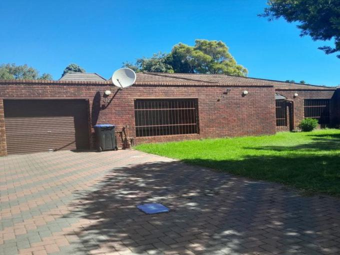 3 Bedroom House for Sale For Sale in Vanderbijlpark - MR682315