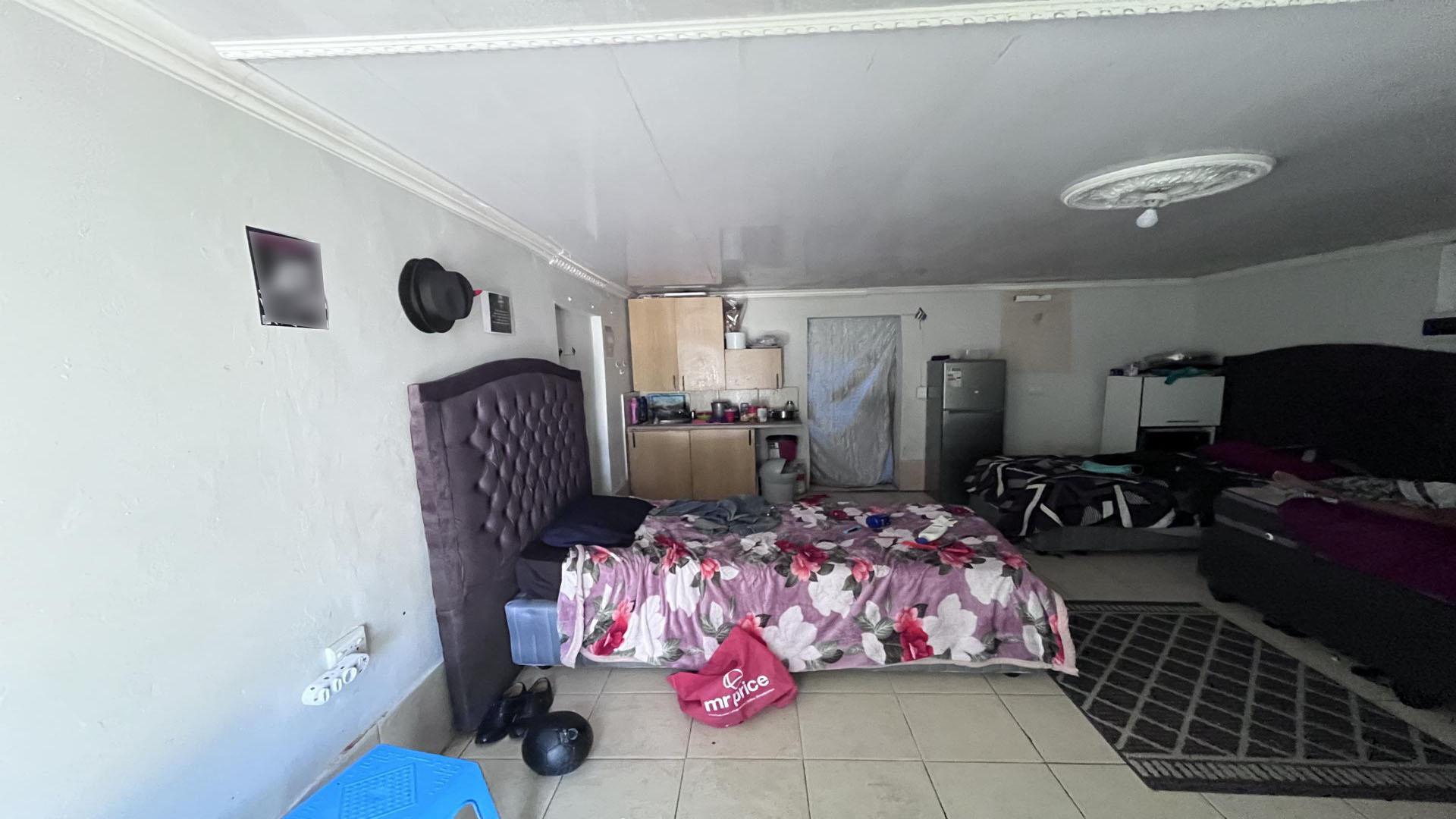 Bed Room 4 of property in East London