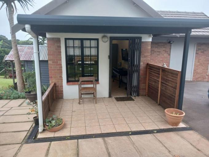1 Bedroom Apartment to Rent in Kloof  - Property to rent - MR682330