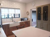  of property in Kloof 
