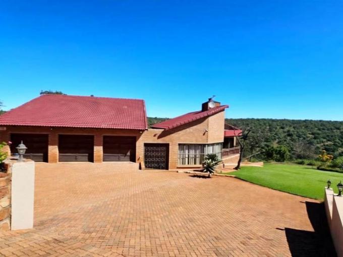 4 Bedroom House for Sale For Sale in Swartruggens - MR682397