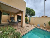 3 Bedroom 2 Bathroom Simplex for Sale for sale in New Redruth