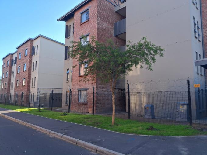 2 Bedroom Apartment for Sale For Sale in Kraaifontein - MR682413