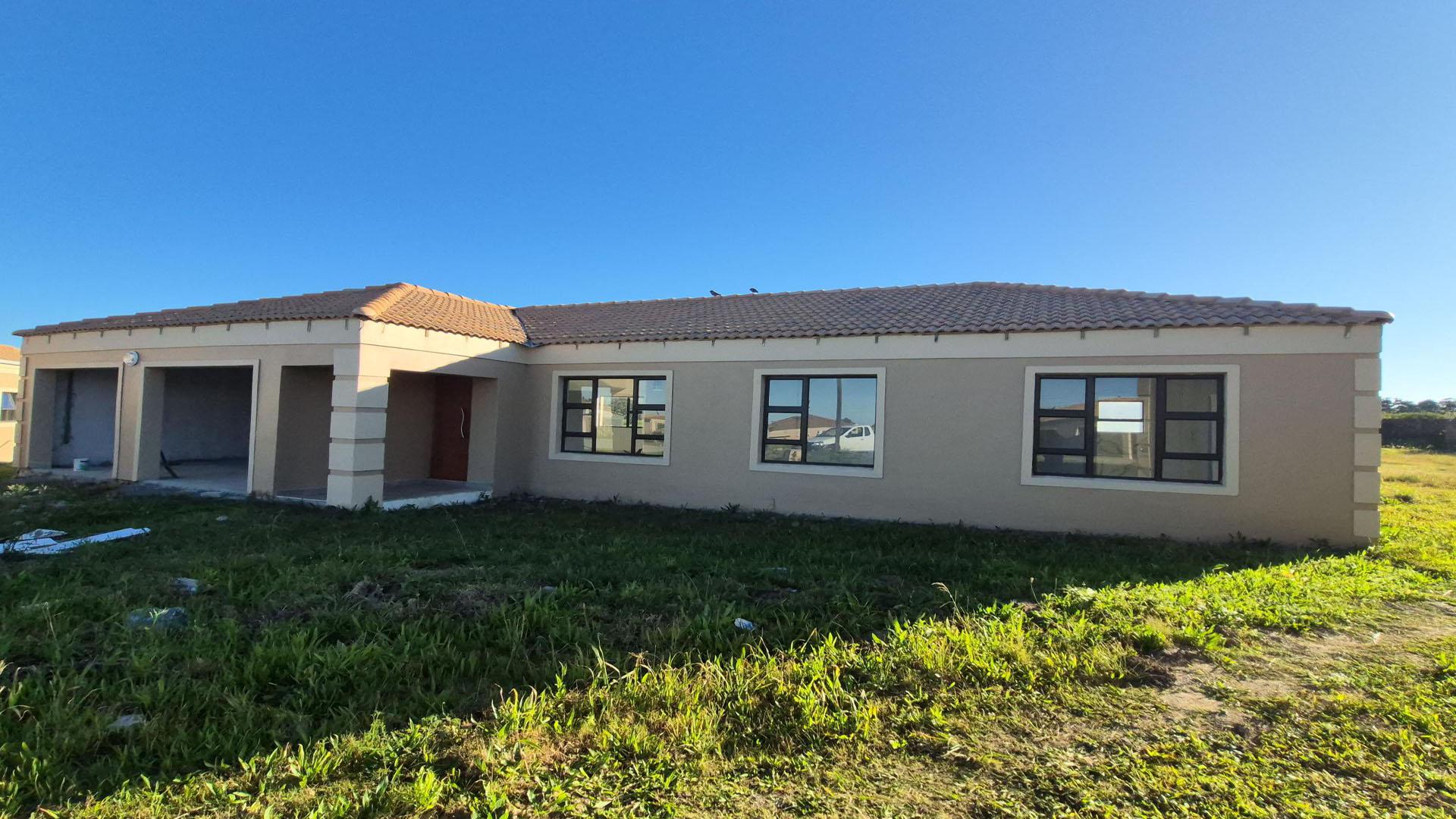 Front View of property in Gonubie