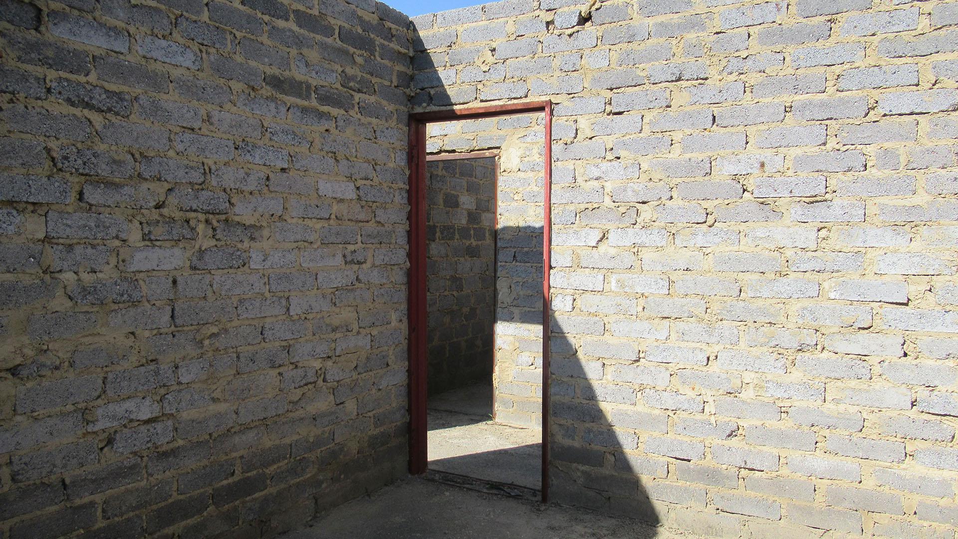 Bed Room 1 - 11 square meters of property in Lenasia South