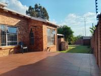  of property in Liefde en Vrede