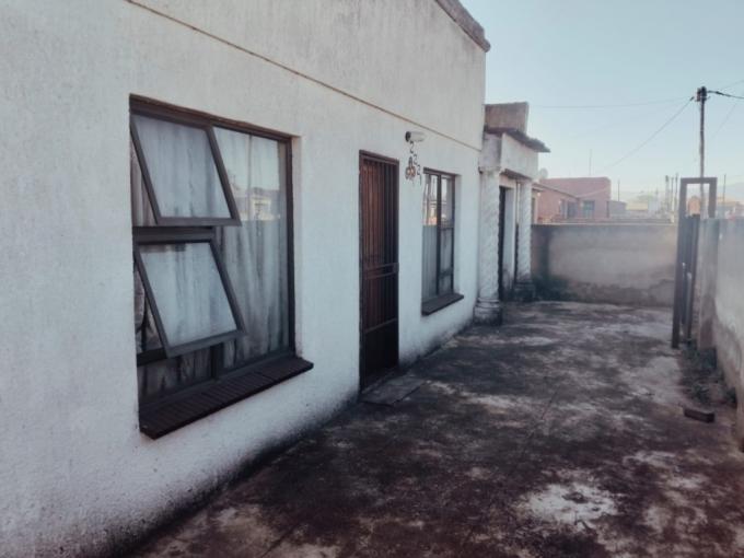 2 Bedroom House for Sale For Sale in Ratanda-JHB - MR682511