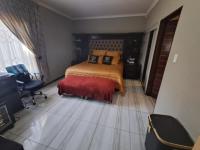  of property in Dawn Park