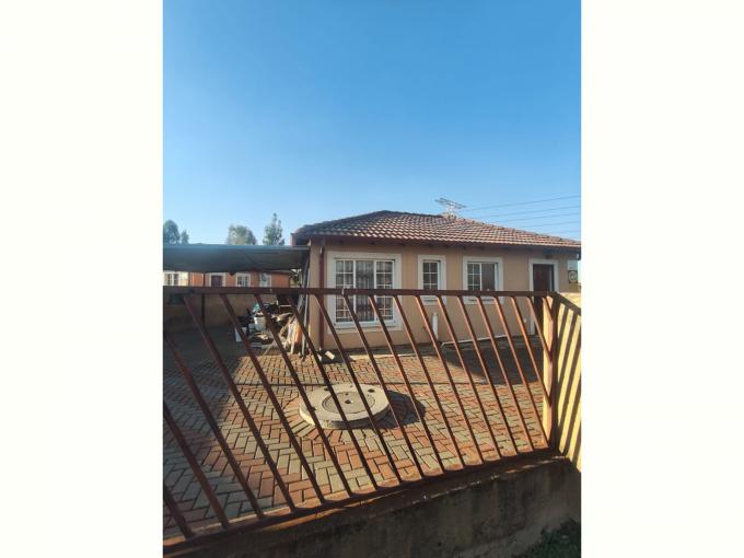 2 Bedroom House to Rent in Pretoria West - Property to rent - MR682536