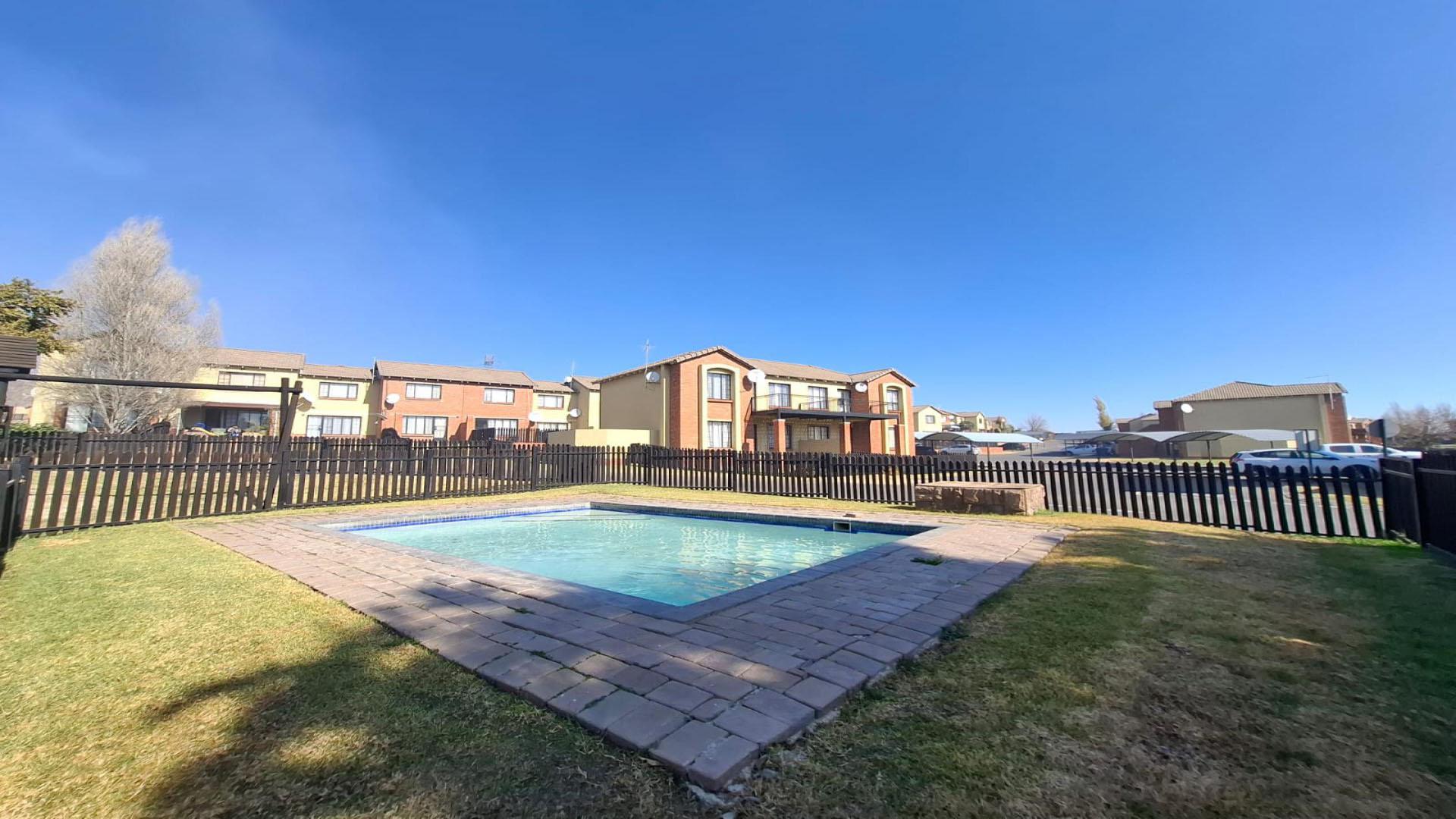 Backyard of property in Bloemfontein