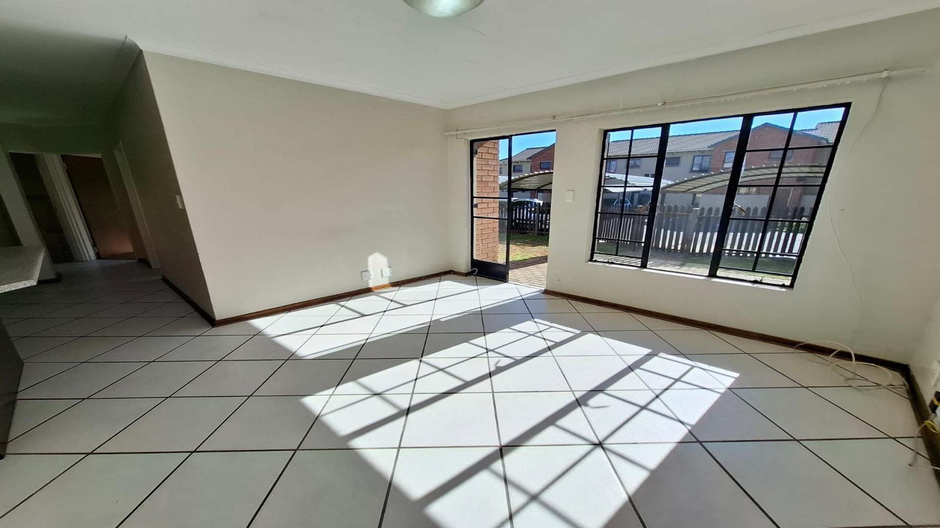 Lounges of property in Bloemfontein