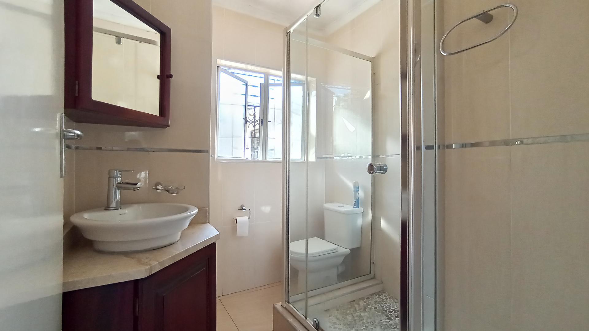 Bathroom 1 - 5 square meters of property in New Germany 