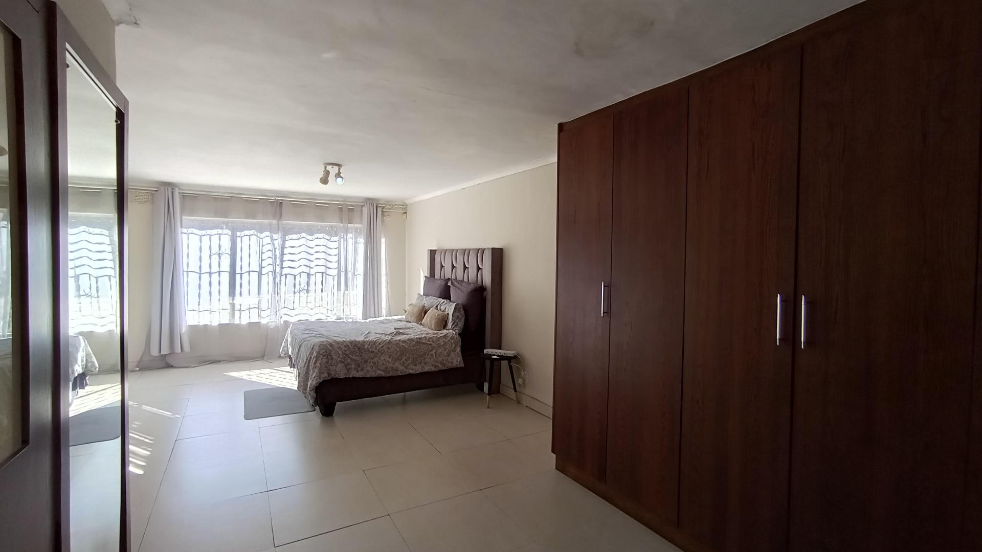 Spaces - 16 square meters of property in New Germany 