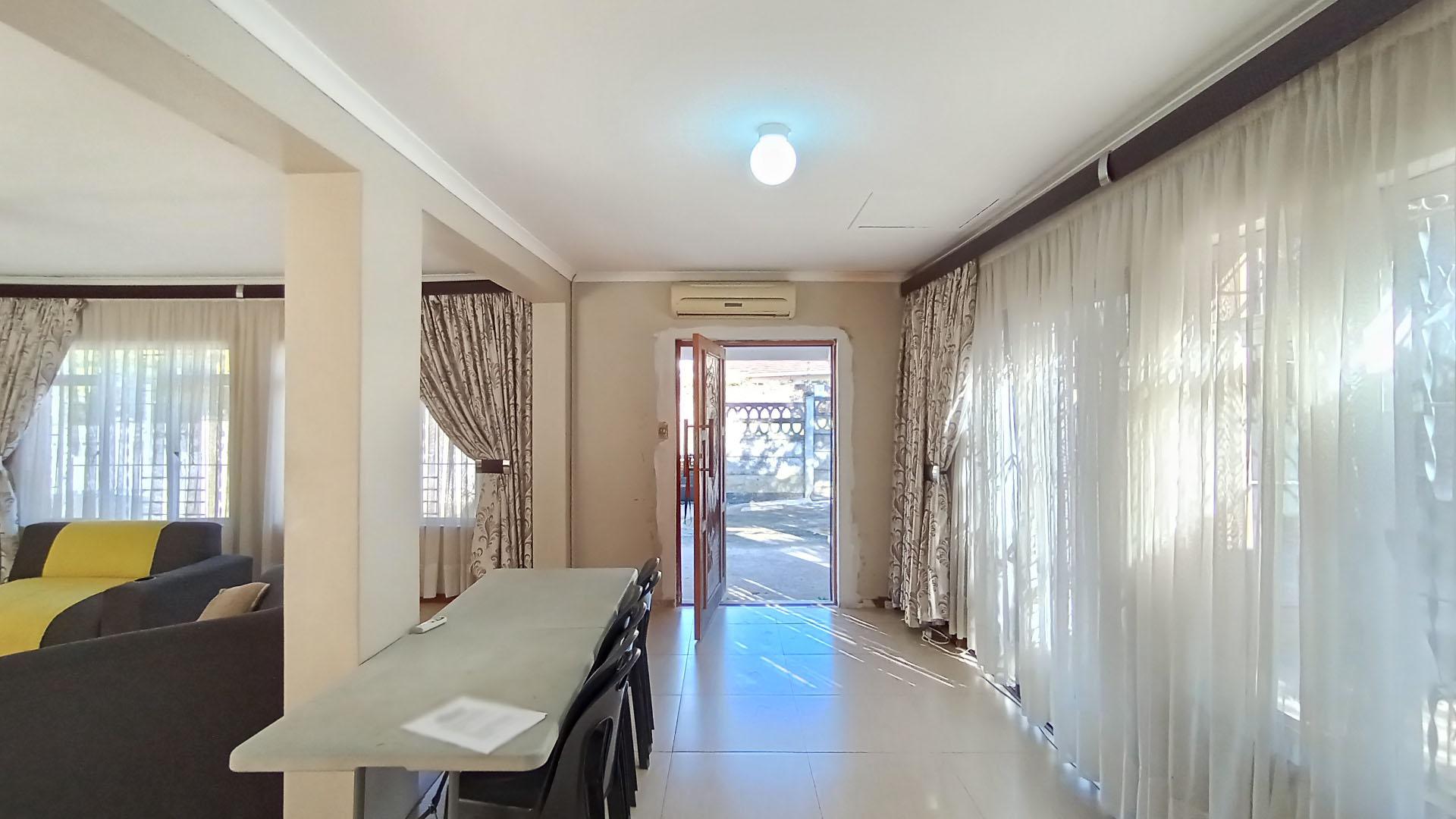 Spaces - 16 square meters of property in New Germany 