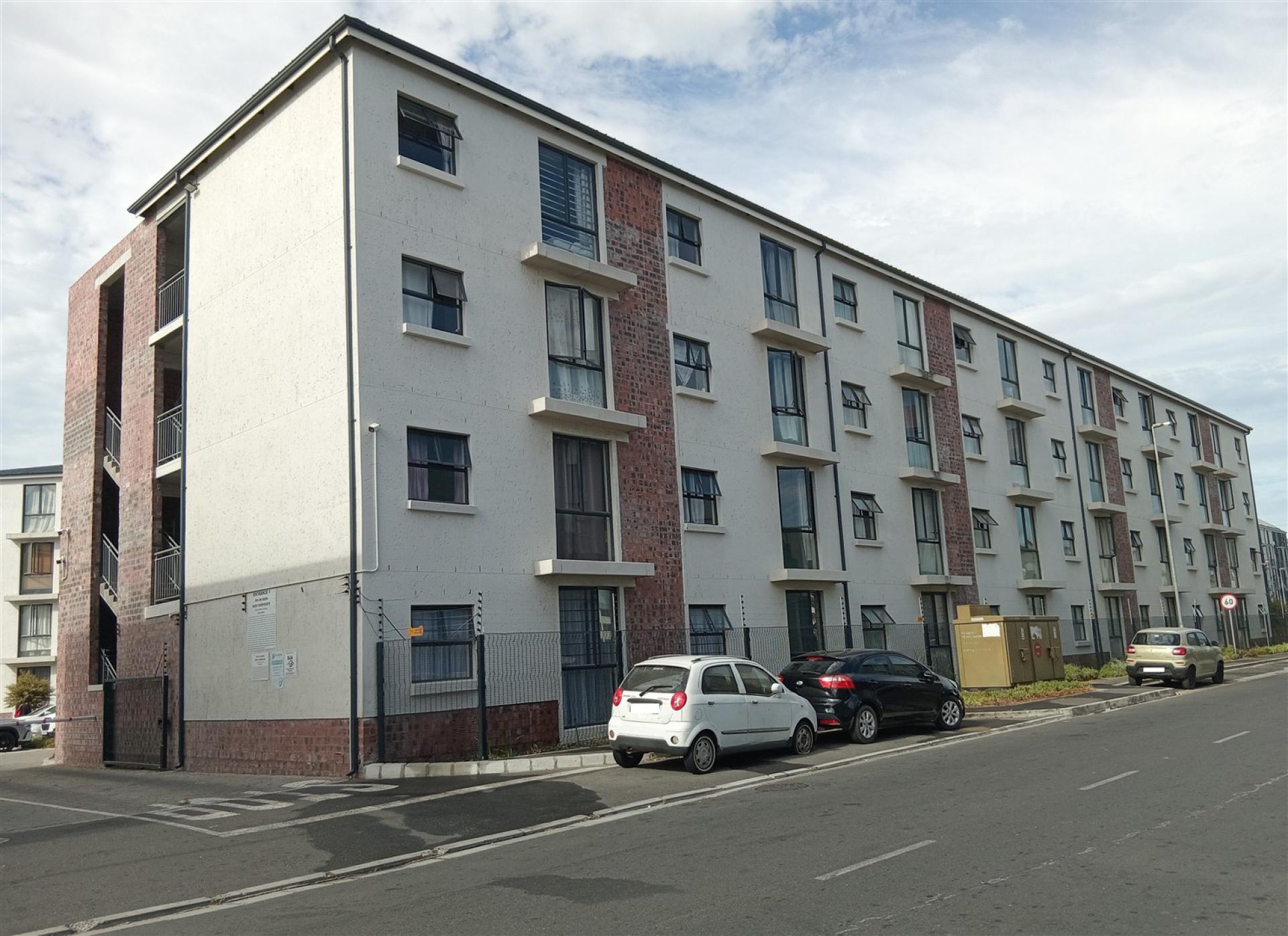 Front View of property in Belhar