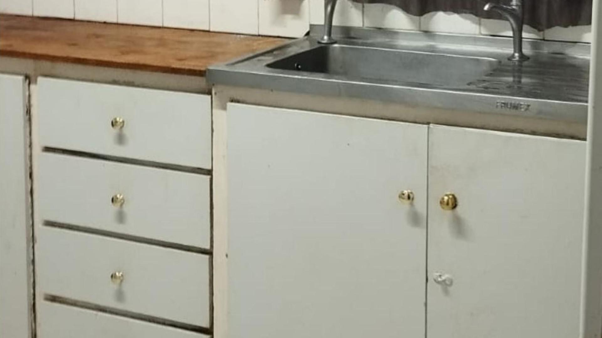 Kitchen of property in Port Elizabeth Central