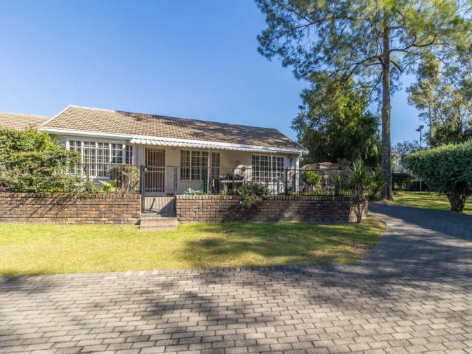 2 Bedroom Simplex for Sale For Sale in Bryanston - MR682639