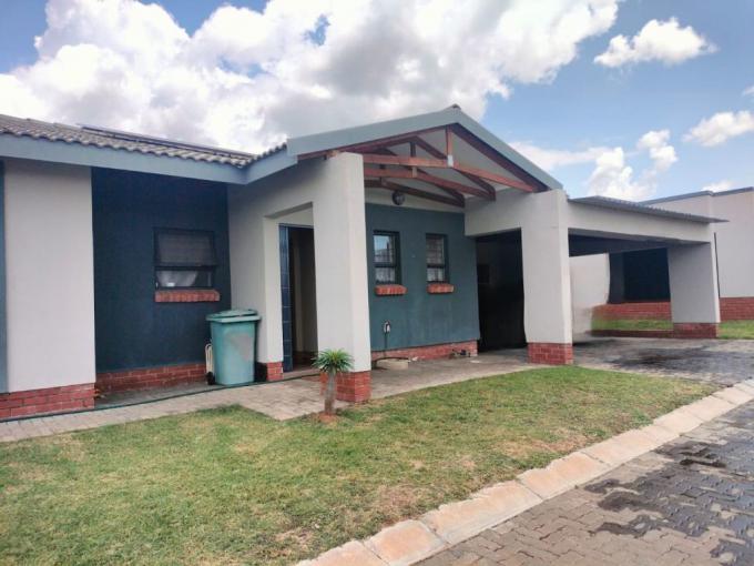 3 Bedroom Simplex to Rent in Waterkloof (Rustenburg) - Property to rent - MR682647