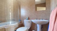 Bathroom 1 - 5 square meters of property in Noordwyk