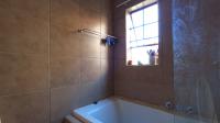 Bathroom 1 - 5 square meters of property in Noordwyk