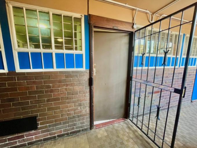 1 Bedroom Apartment for Sale For Sale in Braamfontein - MR682660