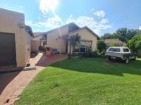3 Bedroom 2 Bathroom House for Sale for sale in Mondeor