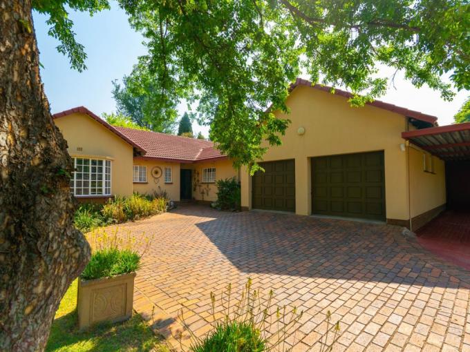 4 Bedroom House for Sale For Sale in Brackenhurst - MR682673
