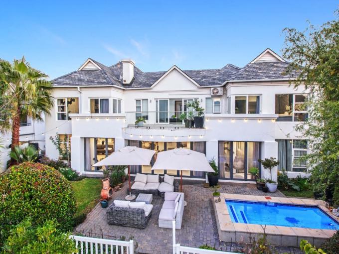5 Bedroom House for Sale For Sale in Silver Lakes Golf Estate - MR682678