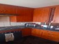  of property in Chantelle