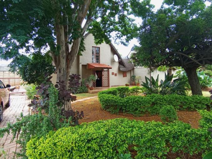 3 Bedroom House for Sale For Sale in Karenpark - MR682706