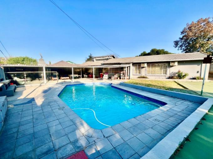 3 Bedroom House for Sale For Sale in Elandspark - MR682723