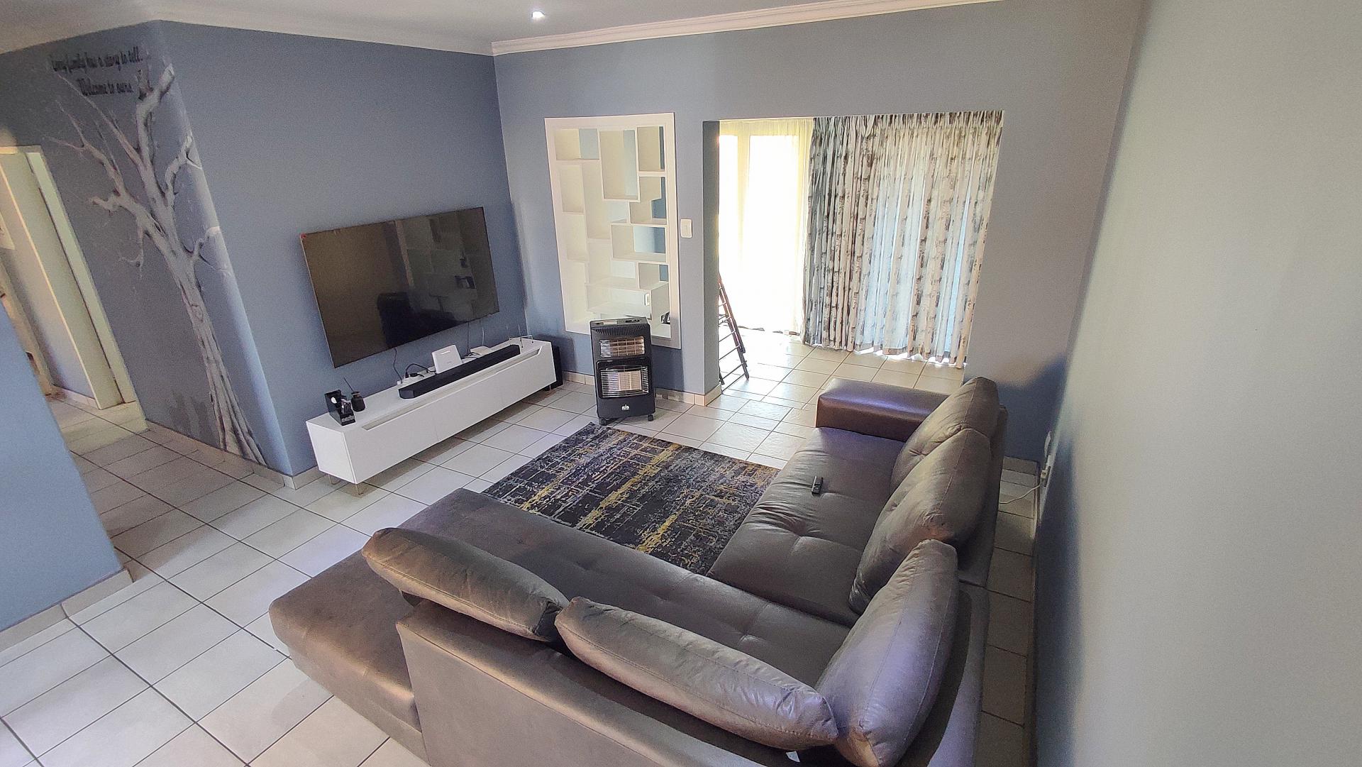  of property in Monavoni