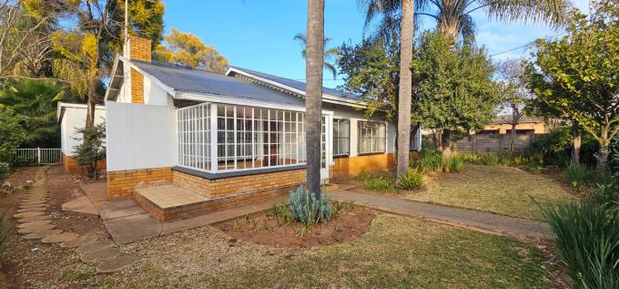 4 Bedroom House for Sale For Sale in Kilner park - MR682735