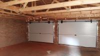 Garage of property in Sinoville
