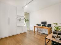  of property in Hyde Park