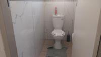 Bathroom 2 of property in Sky City